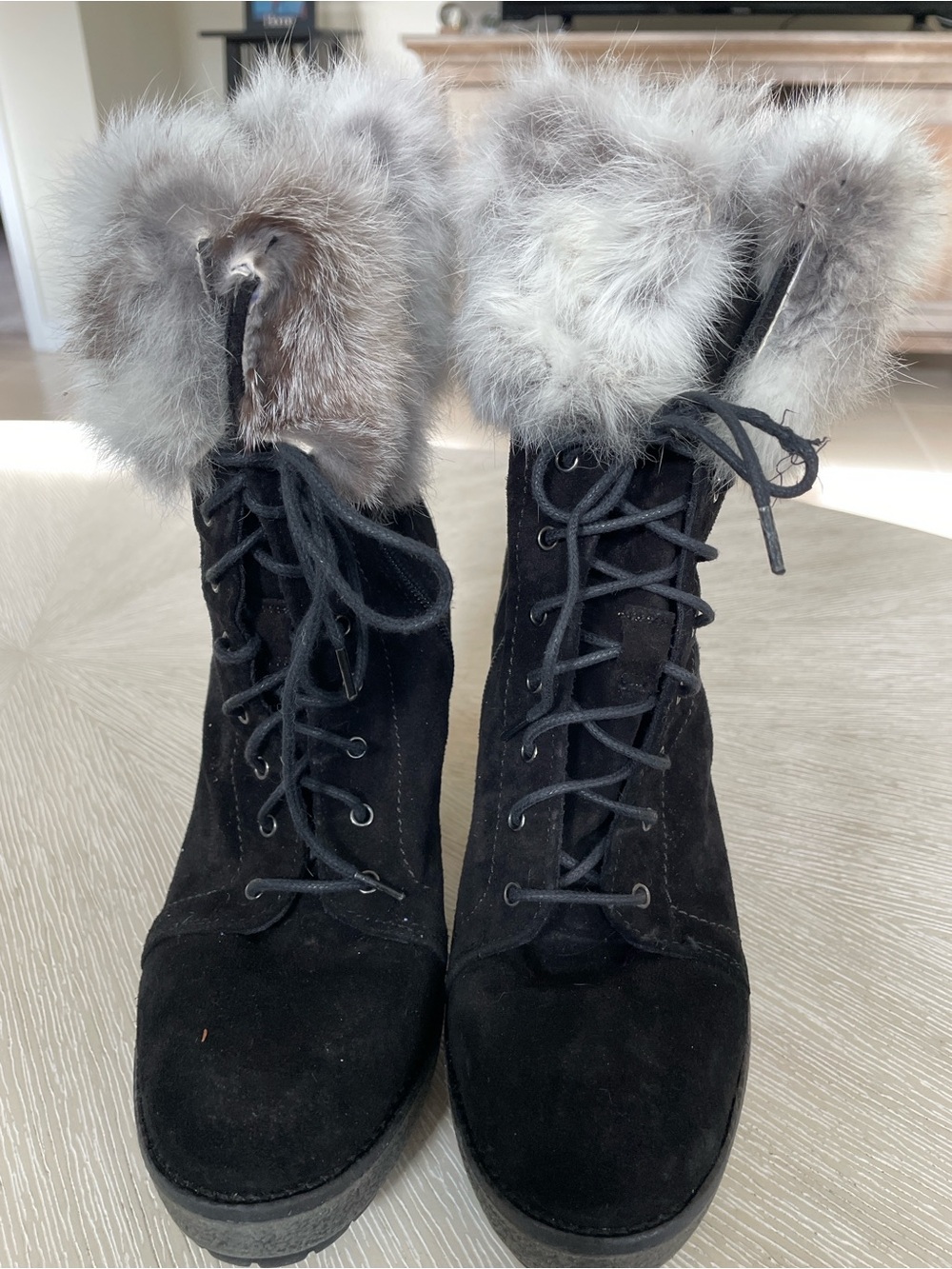 Manas Black Lace-Up Women's Boots with Gray Faux Fur Cuff